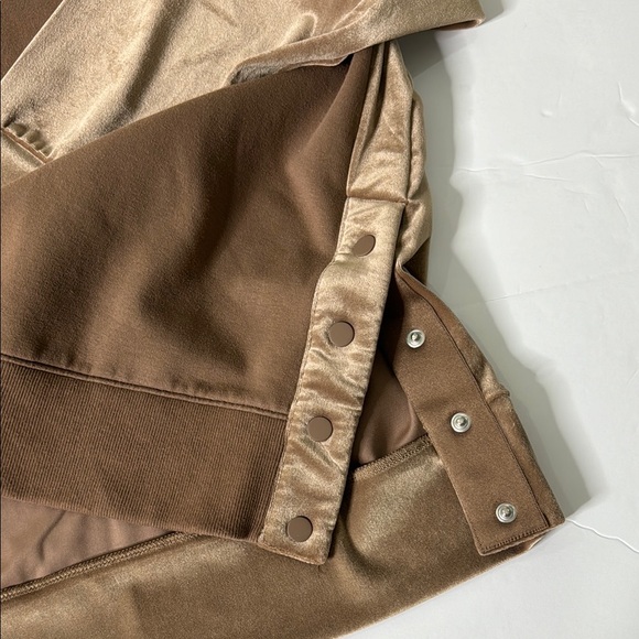 Women’s ATHLETA Retroplush Velvet Crewneck Oversized Sweatshirt Size XL - Picture 5 of 7